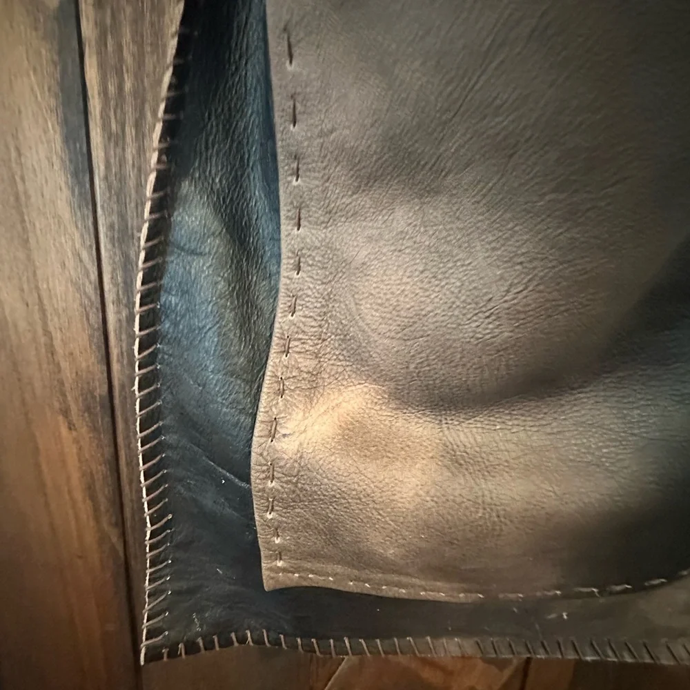 Brown Leather unisex cross body bag by Muxo - Picture 6 of 12